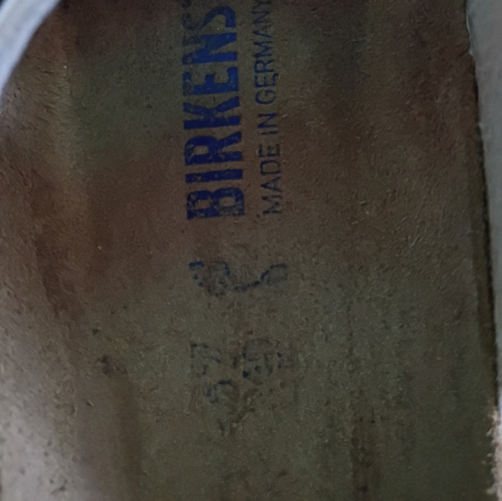 Birkenstock Floral Print Three-Strap Slide Sandals in Pastel.very Good Condition - Picture 13 of 13